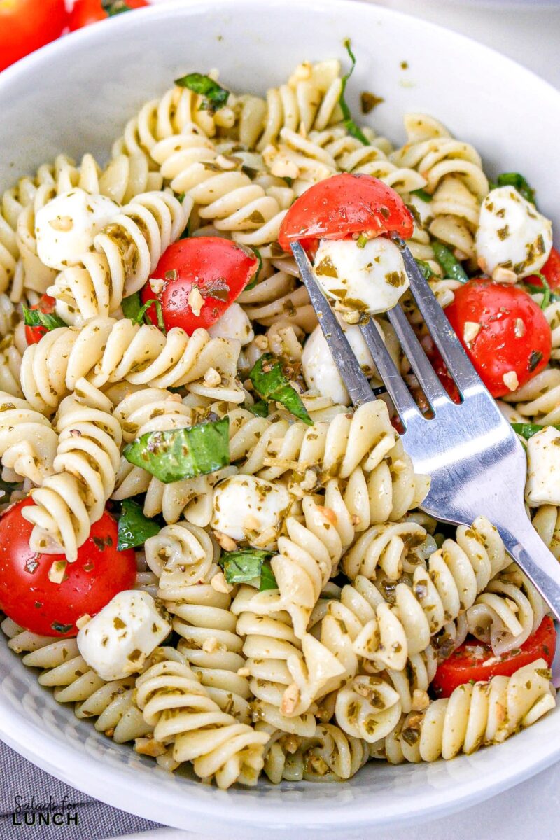 Best Summer Pesto Caprese Pasta Salad